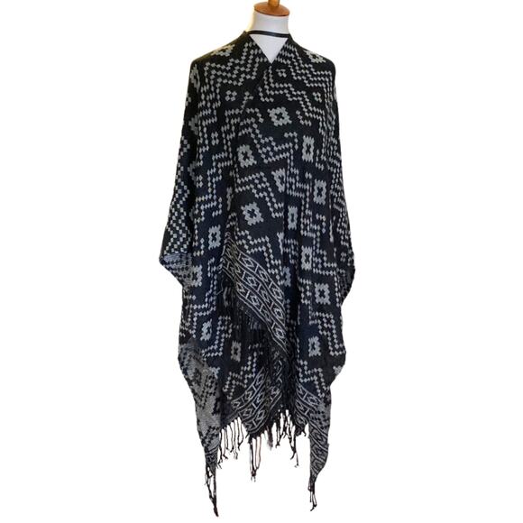 Y2K Poncho/Shawl, One Size, Black/Gray - Picture 1 of 5